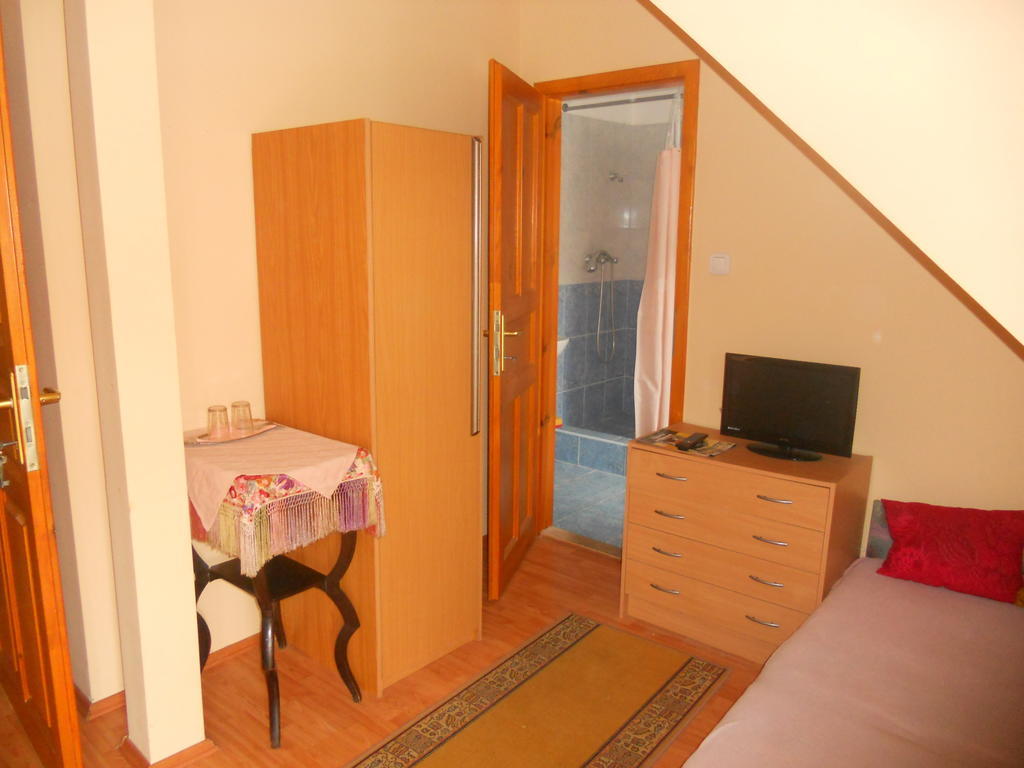 Hejo Apartman ミシュコルツ エクステリア 写真